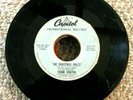 FRANK SINATRA CHRISTMAS WALTZ/MISTLETOE & HOLLY 45 RPM Promo Free Shipping