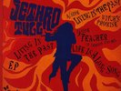JETHRO TULL - Living in the past 7