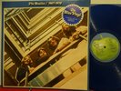 BEATLES DOUBLE LP. 1967-1970 BLUE Vinyl. EXCELLENT condition + Inners.