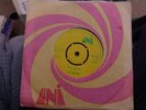 1970 Sweet Caroline Neil Diamond vinyl 45rpm  UNI label and sleeve