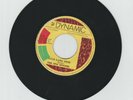 DYNAMIC/ AULD LANG SYNE  - THE SPM SINGERS (71 REGGAE 7