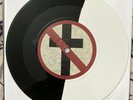 Bad Religion Black/White Split 7” Single. Bad Religion, Slaves, Drastic Actions.