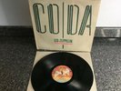LP VINYL LED ZEPPELIN - CODA EMBOSSED SLEEVE UK 1ST PRESS PRO CLEANED EX/EX