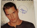 Ricky Martin Autographed 1999 Columbia Vinyl Record LP (Double Album) - Rare