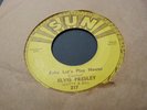ELVIS PRESLEY: BABY LET'S PLAY HOUSE: ORIG 1955 SUN 217: PUSH MARKS: VG+