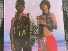 MGMT SIGNED AUTOGRAPH Oracular Spectacular Vinyl LP Record