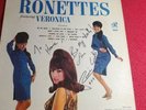 The Ronettes ist pressing LP Presenting The Fabulous signed Ronnie Spector