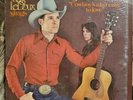 Chris Ledoux sings Western-Country 