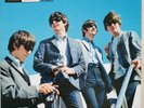 Beatles I FEEL FINE/SHE'S A WOMAN -  R 5200 UK single M/EX-