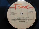 READ  IRON MAIDEN 2 DIFFERENT LABELS ON ONE TNOTB FAME UK LP LOOK