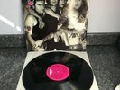 LP VINYL ROSE TATTOO ASSAULT & BATTERY UK 1ST PRESS CAL 127 1981 SUPERB EX/EX