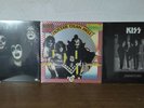 KISS 30 Alben auf 12