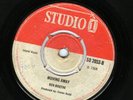 KEN BOOTHE - MOVING AWAY / TOMORROW - STUDIO ONE
