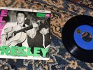 ELVIS PRESLEY - ELVIS PRESLEY ORIGINAL 1956 CANADIAN EP 747 LOW PRESSING & RARE