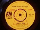 ROBERT JOHN. RAINDROPS LOVE AND SUNSHINE. AMS835. 1971. 7INS PROMOTION SINGLE.