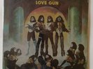 KISS Love Gun Vinyl LP With All Inserts Merch Ad And Gun Casablanca NBLP 7057
