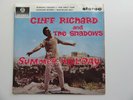 CLIFF RICHARD & THE SHADOWS  1963 UK EP  SUMMER HOLIDAY  STEREO