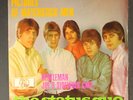 STATUS QUO: pictures of matchstick men / gentlemen joe's sidewalk cafe PYE 7