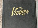 Pearl Jam Vitalogy Original 1994 EPIC Records E-66900 Booklet First Press NM-/EX