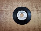 RARE 1960s GOOD-/FAIR+ Neil Young Everybody Knows This Is Nowhere/ 0819 45