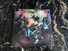 KISS ALIVE JAPAN DOUBLE LP SET ORIGINAL  WITH EXTRAS.