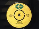 THE PIONEERS - SHAKE IT UP rare UK 1968 / ROCKSTEADY / SKINHEAD REGGAE / VG+++