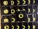 MARY HOPKIN 25 COPIES ORIG. 45 QUE SERA SERA 1823  w / BLACK APPLE SLEEVES