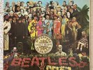 THE BEATLES-SGT PEPPERS LONELY HEARTS CLUB BAND VINYL ALBUM