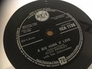 ELVIS PRESLEY : A BIG HUNK O' LOVE  /  MY WISH CAME TRUE.  UK. 78.rpm (1959)