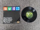 THE BEATLES 1969 UK 1ST PRESS WALLS APPLE RECORDS E.P WITH ODEON EXPORT SLEEVE