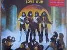 Kiss - Love Gun. 45th Anniversary Gold Coloured 180g Vinyl LP. 2022 New Sealed.