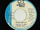 Modern Soul 45 - Fourth Day - On My Way Up/You Turn Me On - D.T. - mp3