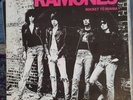 THE RAMONES Rocket To Russia 1977 LP Sire VG+/EX CLEAN VINYL 1st Press IMPORT