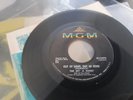 Bit a sweet-Out of sight out of mind US MGM K 13695 VG+ garage rock gem rare 45