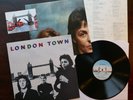 Paul McCartney / Wings LP  UK 1st Press ' London Town ' Poster & RARE Postcard