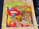 Steely Dan CAN'T BUY A THRILL Original 1972 Vinyl Black Label in NM Condition