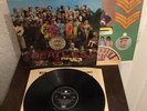 THE BEATLES Vinyl LP SGT. PEPPER’S LONELY HEARTS CLUB 1967 BAND PCS 7027 Cutout
