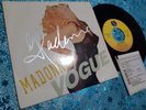 Madonna autograph vinyl 7 VOGUE signed live ticket concert PARIS bercy 2015 rare
