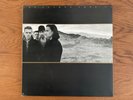 U2 THE JOSHUA TREE 1987 UK 1ST PRESS (A-1U/B-1U) VINYL LP + LYRIC SHEET EX/EX