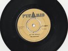 SKIN REGGAE 1969 UK PYRAMID LABEL THE MAYTALS 