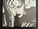 Rihanna Rated R RIH Issue Exclusive Vinyl Translucent Black Ice Color Vinyl 2LP