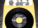 PRISTINE BEATLES SWAN S-4152-S 'SHE LOVES YOU' WITH RARE MAILER & PICTURE SLEEVE