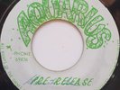 45 REGGAE / KEN BOOTHE / BLESSED IS THE MAN / AQUARIUS / LISTEN