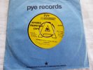 THE PAPER DOLLS.  SOMETHING HERE IN MY HEART -(PROMO COPY)-UK PYE 17456 (1968)