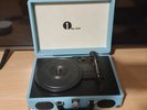 vinyl record player + 2 Albums