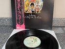 LP VINYL QUEEN ALBUM A DAY AT THE RACES P-10300E JAPANESE 1ST PRESS 1976 EX/EX