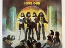 KISS LOVE GUN “JAPAN IMPORT”CASABLANCA VIP6435 VINYL LP  VG+ / EX