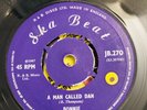 Bonnie A man called Dan / Did You Get The Message original 45rpm VG+