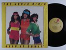 JONES GIRLS Keep It Comin' PHILADELPHIA INTERNATIONAL LP SHRINK k