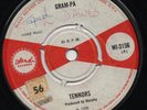 TENNORS gram-pa/ROMEO STEWART while i was walking 68 UK ISLAND SKA/ROCKSTEADY 45